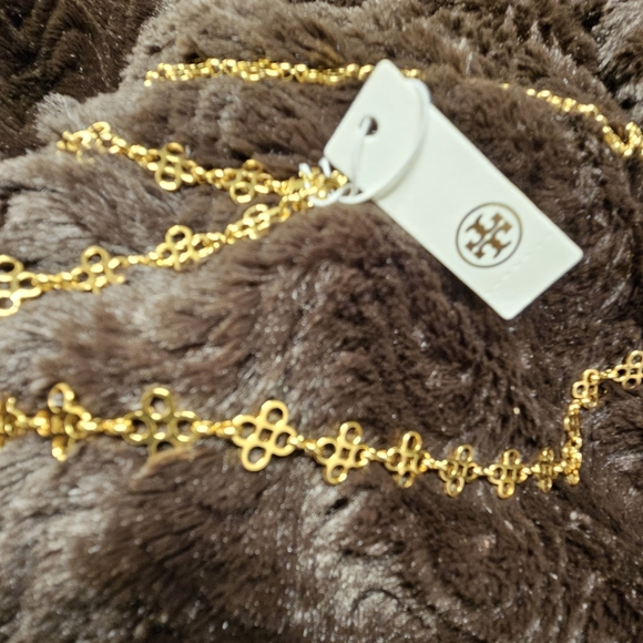 Tory Burch 15 Inch Gold Toned Necklace - Picture 4 of 5